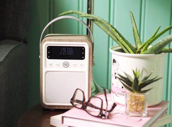Mini radio digitale vintage | Idées cadeaux insolites