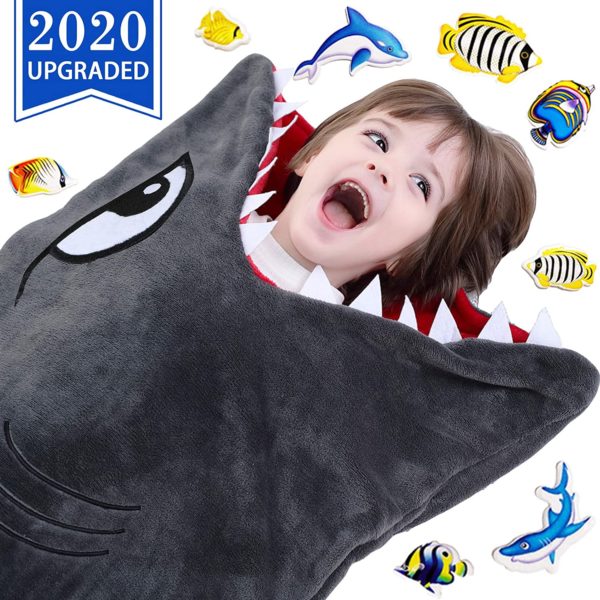 Couverture en forme de requin | Idées cadeaux insolites pour enfants